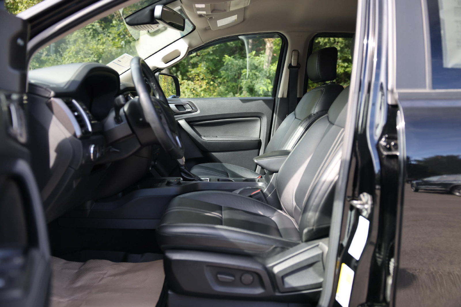 Certified 2019 Ford Ranger Lariat w/ Equipment Group 501A Mid AWD/4WD image 22