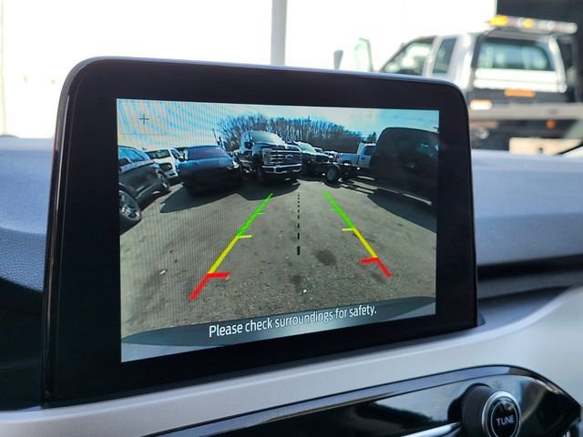 Certified 2022 Ford Escape SE w/ Cold Weather Package image 21