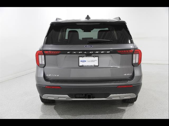 Certified 2025 Ford Explorer Active w/ Active Comfort Package AWD/4WD image 19