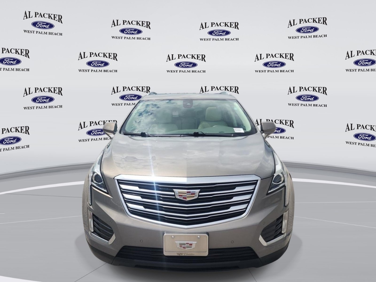 Used 2017 Cadillac XT5 Luxury w/ Driver Awareness Package AWD/4WD image 8