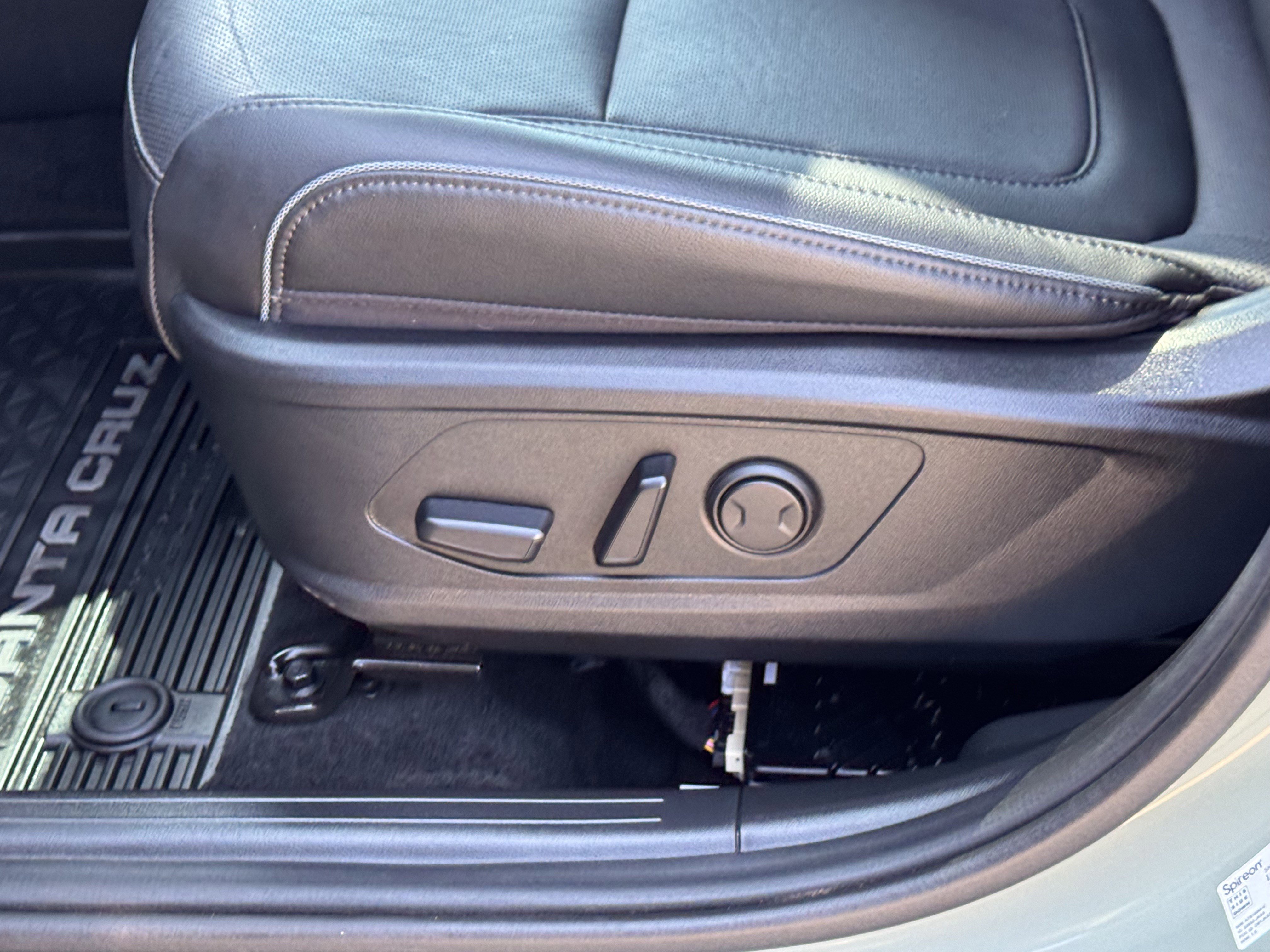 Used 2024 Hyundai Santa Cruz Limited image 14