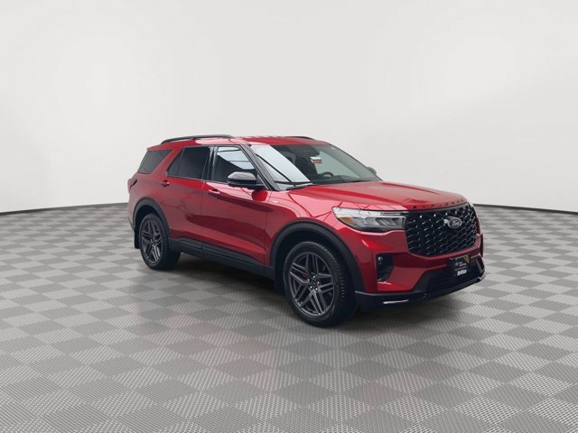 Certified 2025 Ford Explorer ST-Line w/ ST-Line Street Pack AWD/4WD image 37