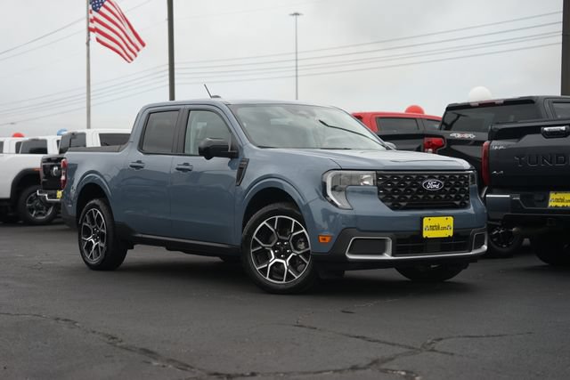 Certified 2025 Ford Maverick Lariat w/ 4K Tow Package AWD/4WD image 2