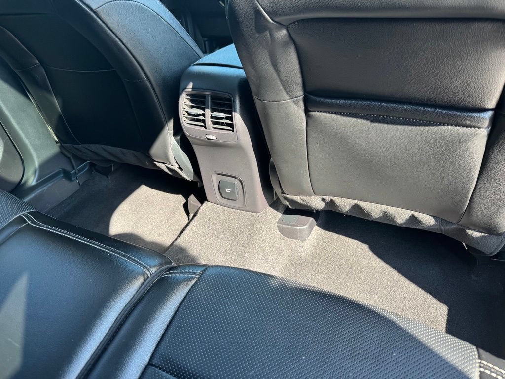 Certified 2020 Ford Escape Titanium AWD/4WD image 20