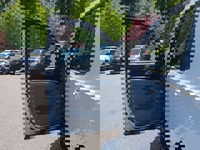 Used 2022 Chevrolet Tahoe Z71 w/ Z71 Off-Road Package image 13