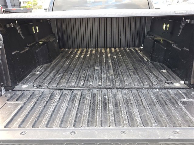 Used 2025 Toyota Tacoma SR5 image 7