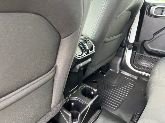 Used 2018 Jeep Wrangler Unlimited Sport S AWD/4WD image 26