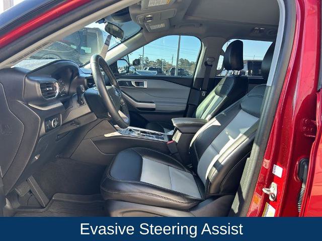 Certified 2023 Ford Explorer XLT w/ Equipment Group 202A image 13