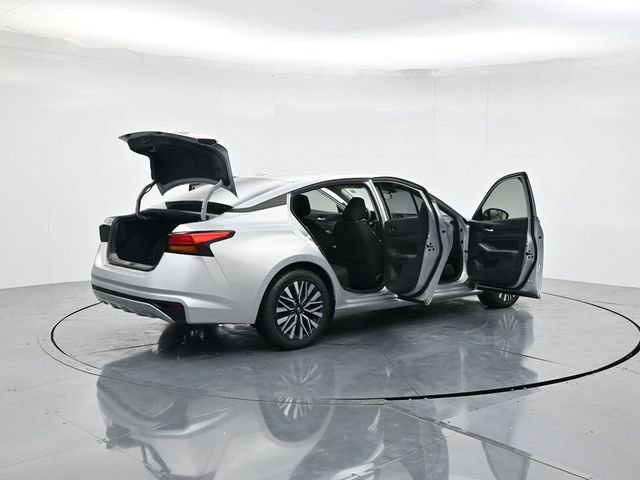 Used 2024 Nissan Altima 2.5 SV image 51
