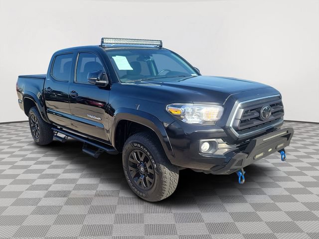 Used 2022 Toyota Tacoma SR5 AWD/4WD image 7