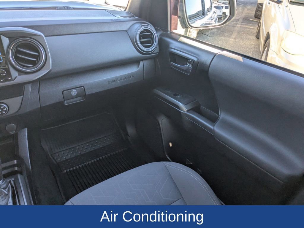 Used 2019 Toyota Tacoma TRD Sport image 18