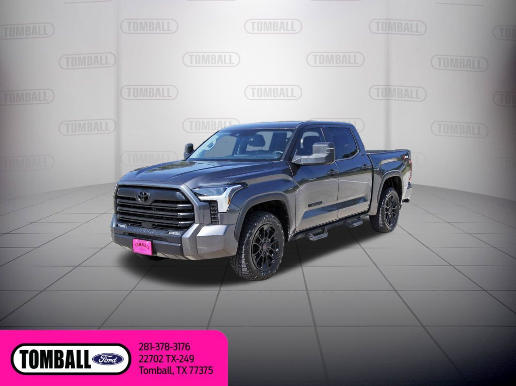 Used 2023 Toyota Tundra SR5 AWD/4WD image 3