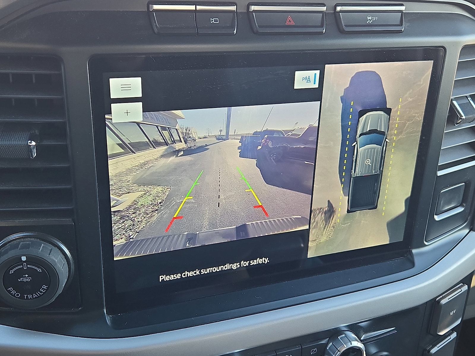 Certified 2022 Ford F150 XLT w/ Equipment Group 302A High image 18