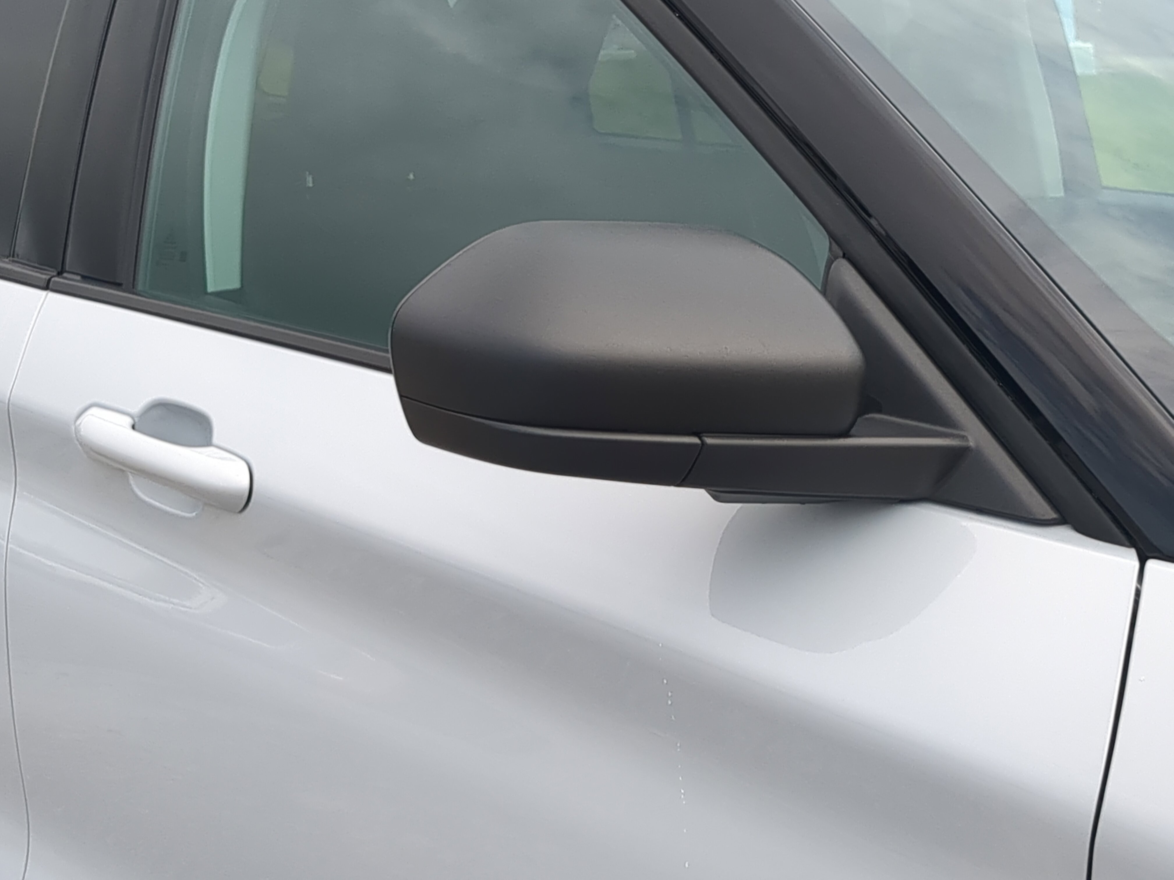 Certified 2025 Ford Explorer Active w/ Active Comfort Package RWD image 10