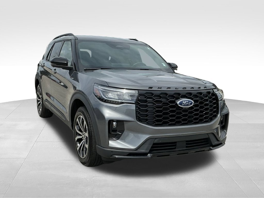 Certified 2025 Ford Explorer ST-Line w/ Premium Package RWD image 14