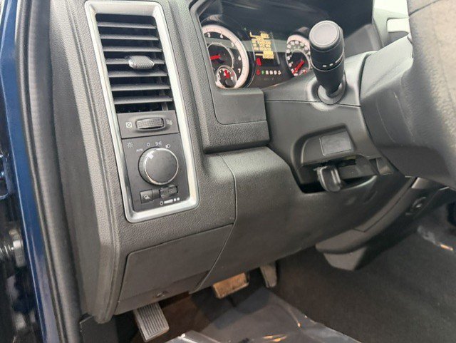 Used 2023 RAM 1500 Warlock AWD/4WD image 14