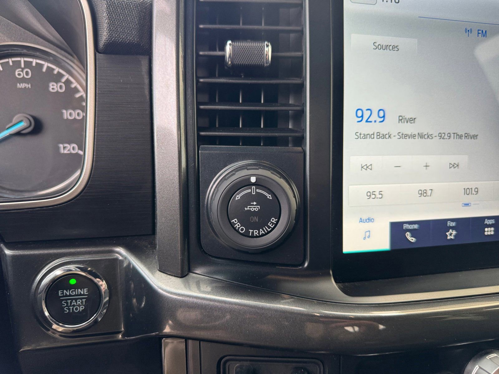 Certified 2022 Ford F150 XLT w/ Equipment Group 302A High image 24