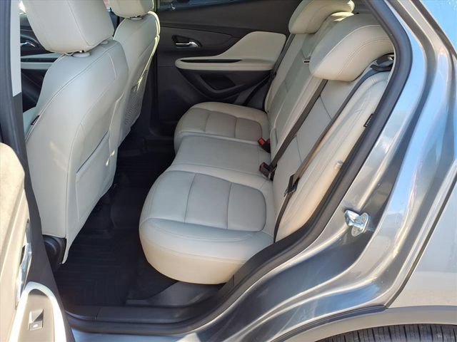 Used 2020 Buick Encore Essence image 16