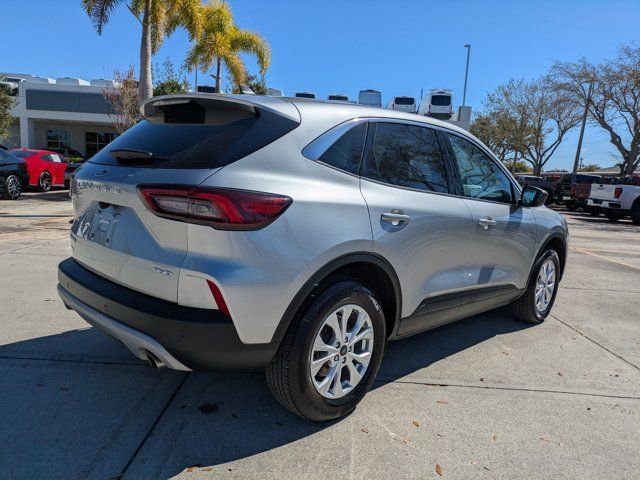 Certified 2024 Ford Escape Active w/ Tech Pack #1 image 4