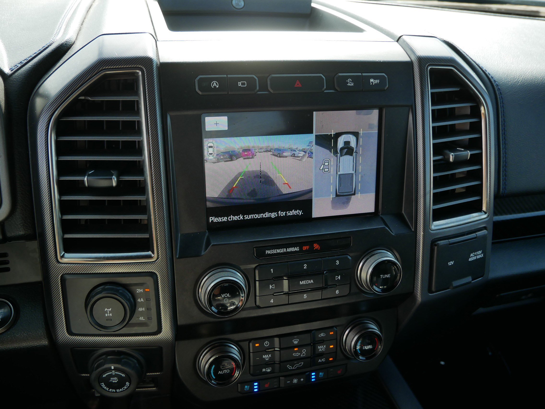 Certified 2020 Ford F150 Raptor w/ Equipment Group 802A Luxury AWD/4WD image 33