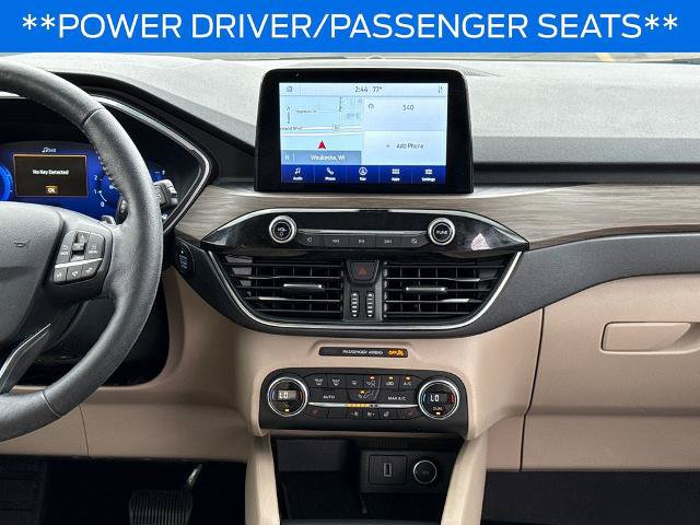 Certified 2020 Ford Escape Titanium AWD/4WD image 12