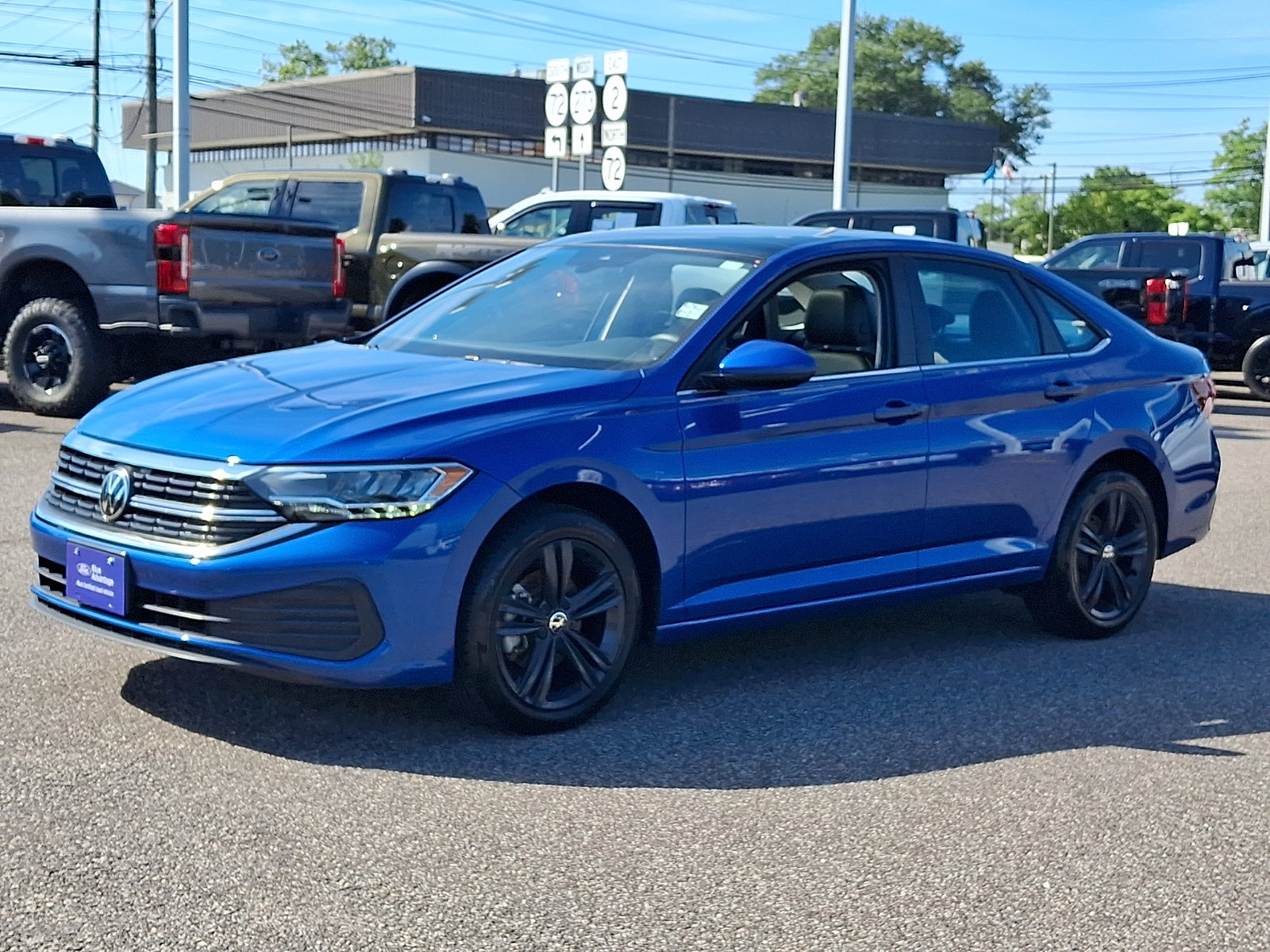 Used 2022 Volkswagen Jetta SE FWD image 5