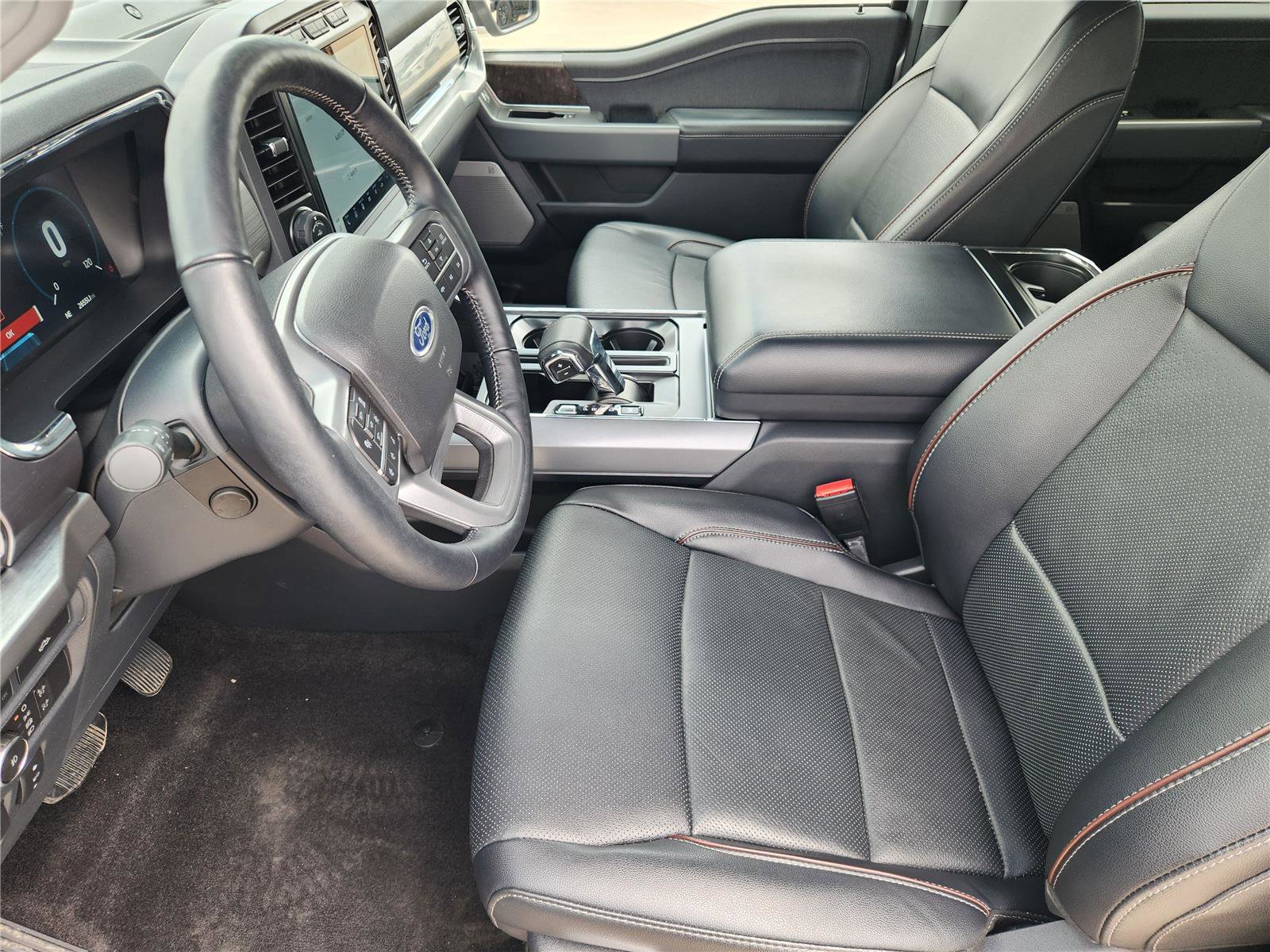 Certified 2022 Ford F150 Lariat w/ Equipment Group 502A High image 11