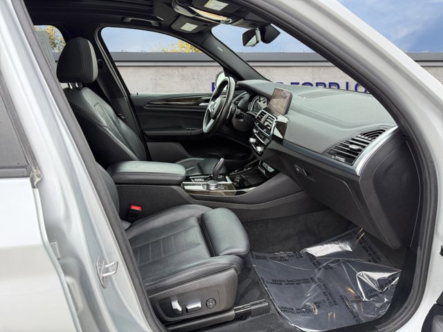 Used 2019 BMW X3 M40i w/ Premium Package image 9