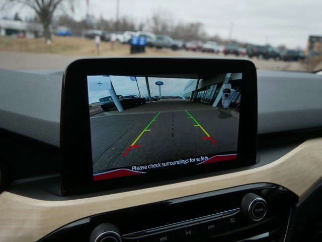 Certified 2022 Ford Escape Titanium w/ Titanium Elite Package image 32