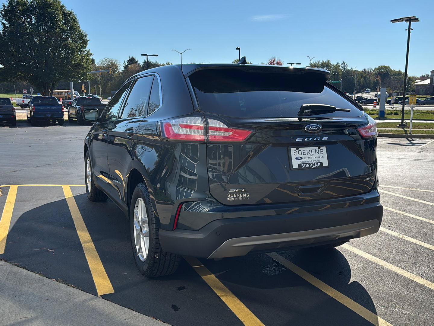 Certified 2024 Ford Edge SEL w/ Convenience Package AWD/4WD image 7