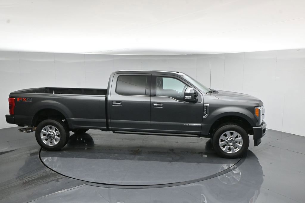 Certified 2018 Ford F350 Platinum w/ Platinum Ultimate Package image 11