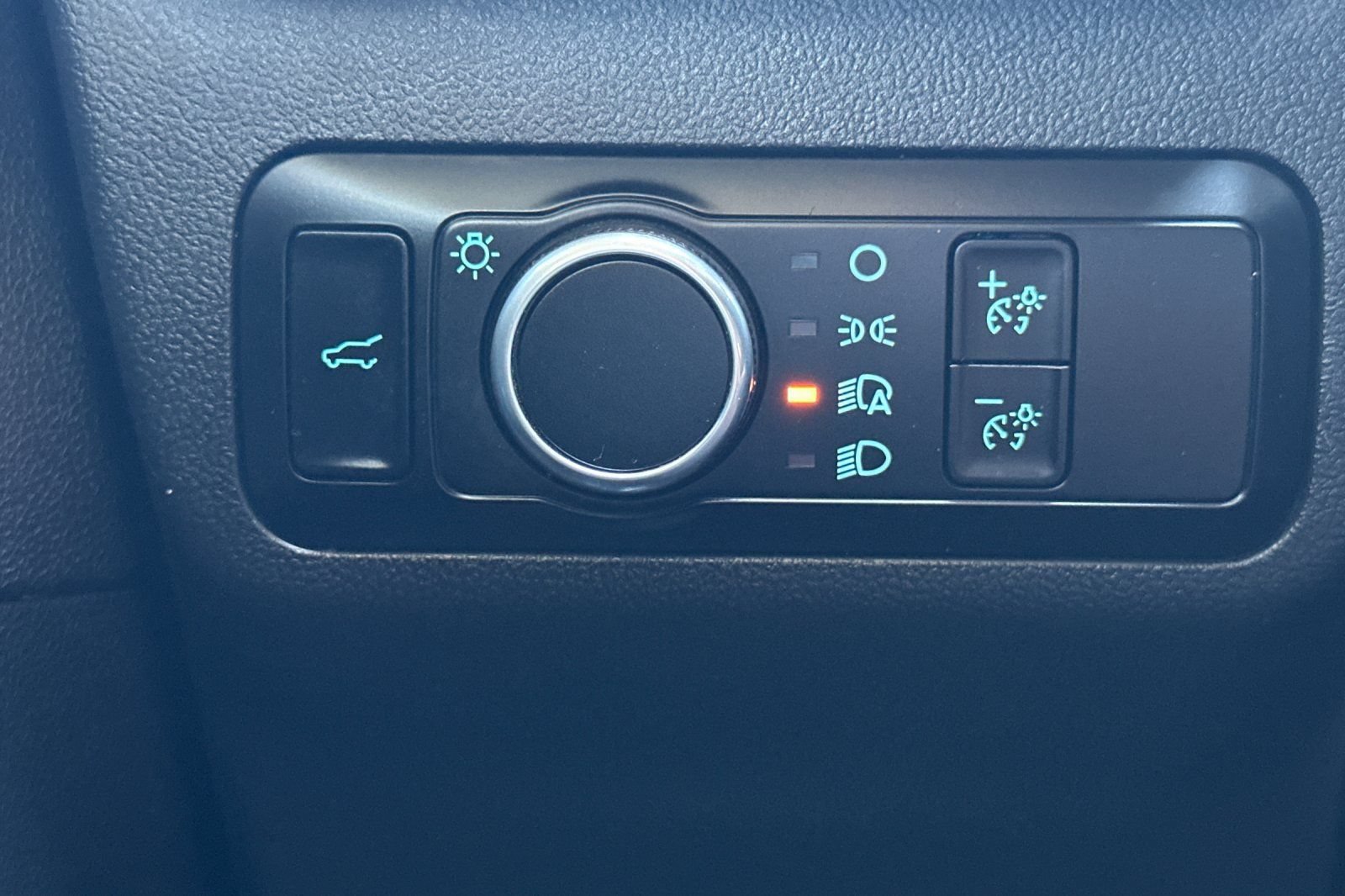 Certified 2022 Ford Escape SE w/ SE Sport Appearance Package FWD image 42