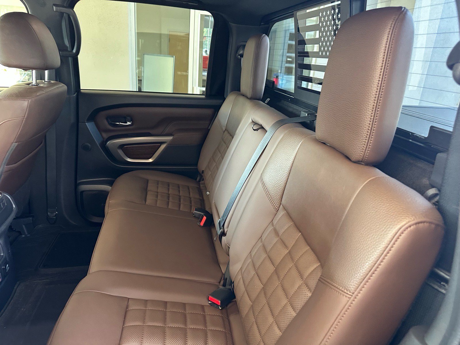 Used 2023 Nissan Titan Platinum Reserve w/ Moonroof Package AWD/4WD image 23