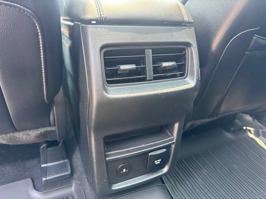 Certified 2024 Ford Edge Titanium AWD/4WD image 22