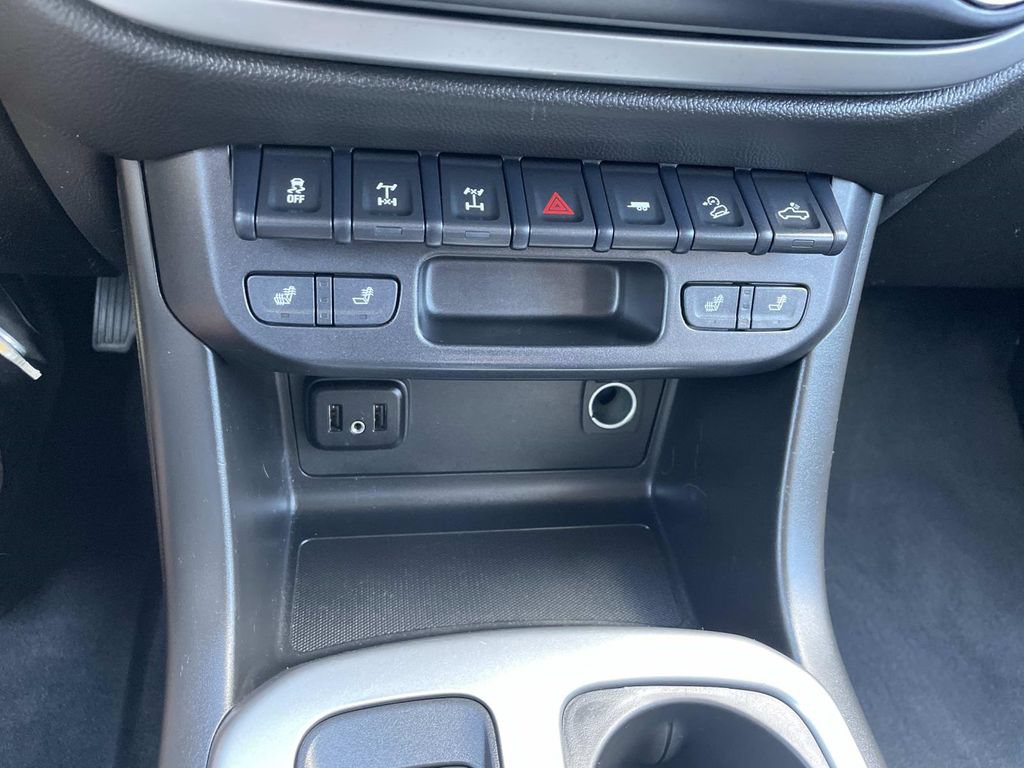 Used 2019 Chevrolet Colorado ZR2 w/ ZR2 Dusk Special Edition AWD/4WD image 25