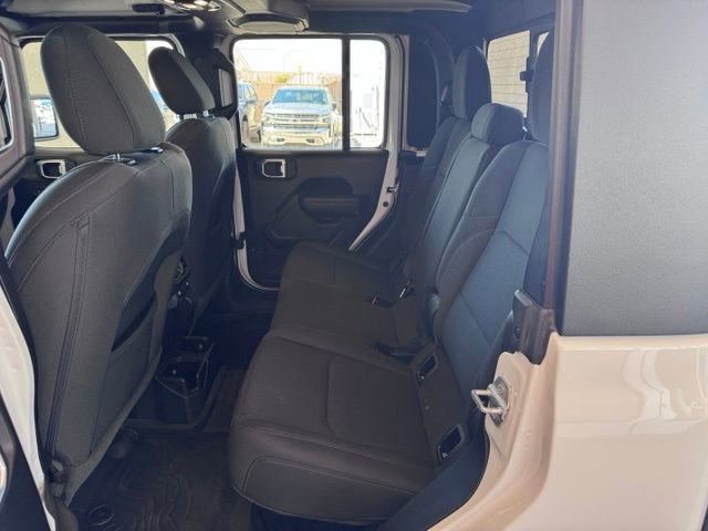 Used 2022 Jeep Gladiator Sport AWD/4WD image 10