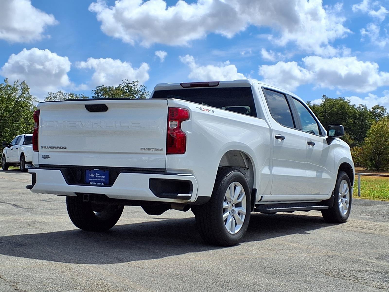 Used 2026 Chevrolet Silverado 1500 Custom AWD/4WD image 5