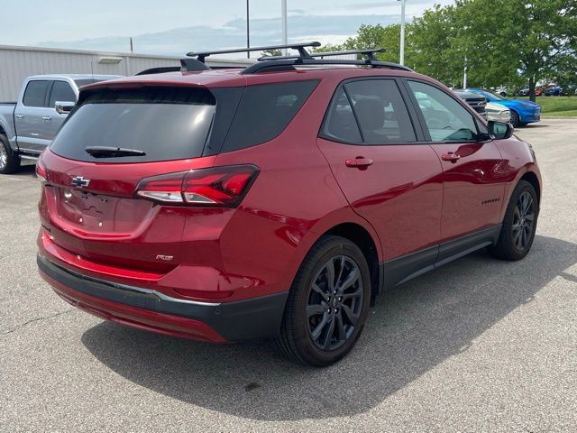 Used 2022 Chevrolet Equinox RS w/ LPO, Floor Liner Package FWD image 3