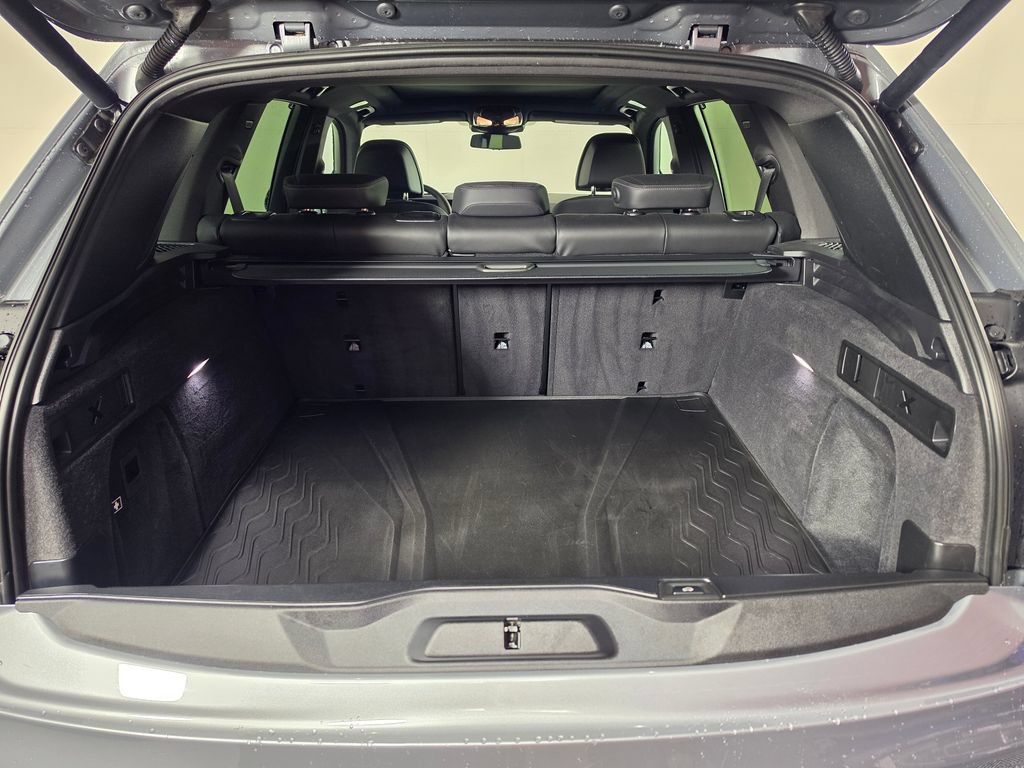 Used 2024 BMW X5 M60i AWD/4WD image 14