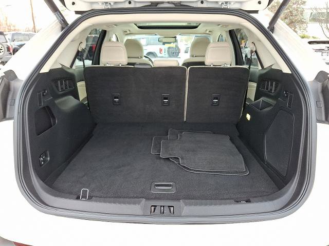 Certified 2017 Ford Edge Titanium w/ Equipment Group 302A image 29