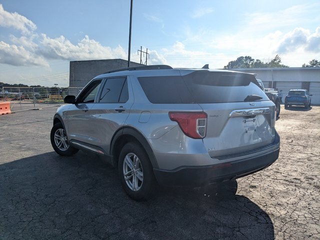 Certified 2023 Ford Explorer XLT AWD/4WD image 8