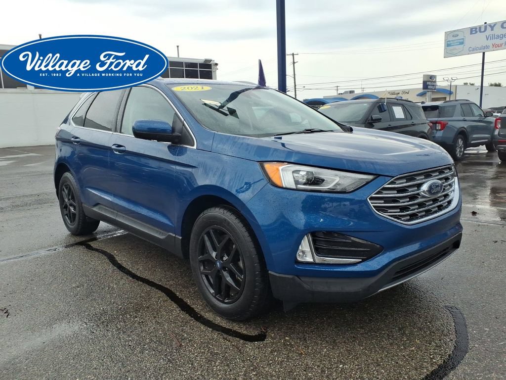 Certified 2021 Ford Edge SEL w/ Convenience Package AWD/4WD image 4