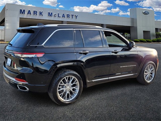 Used 2023 Jeep Grand Cherokee Summit w/ Adv Protech Group IV image 5
