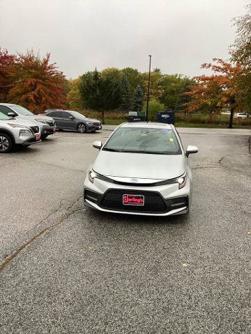 Used 2022 Toyota Corolla SE w/ SE Premium Package FWD image 1