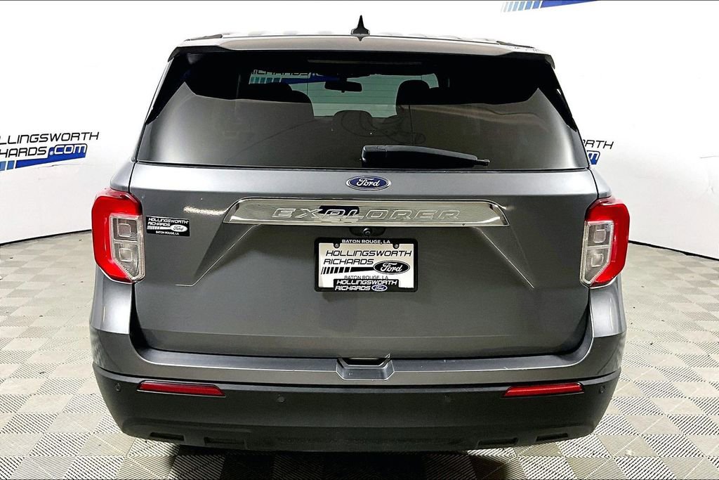Certified 2021 Ford Explorer 2WD image 4