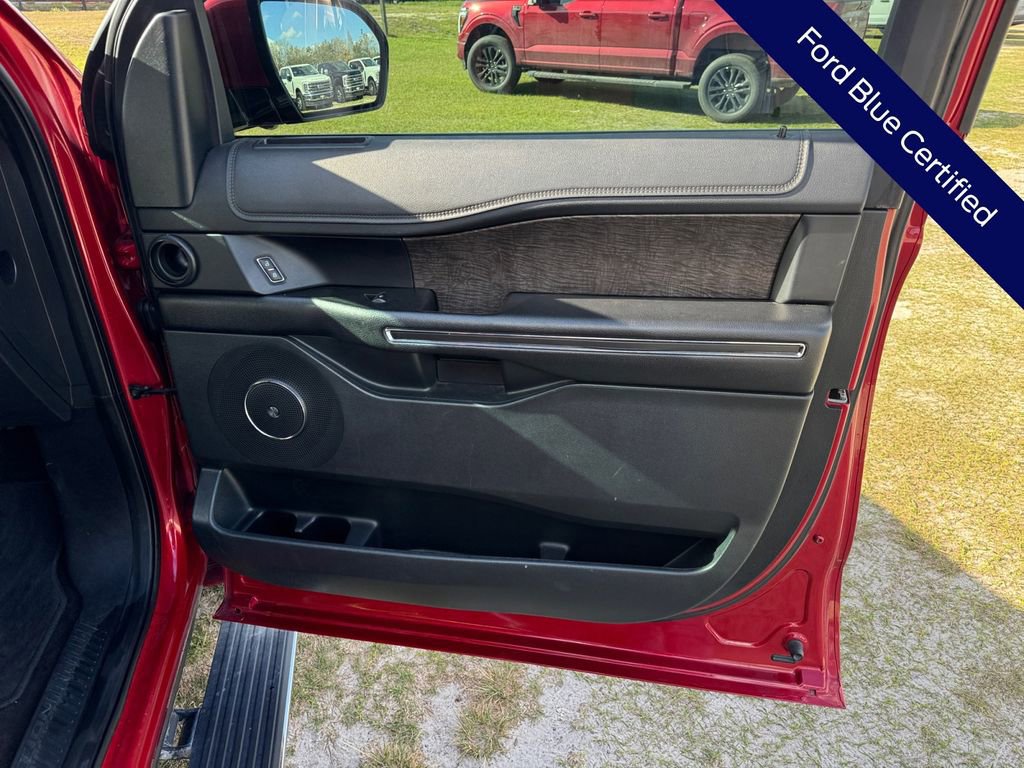 Certified 2020 Ford Expedition Limited w/ Special Edition Package image 24