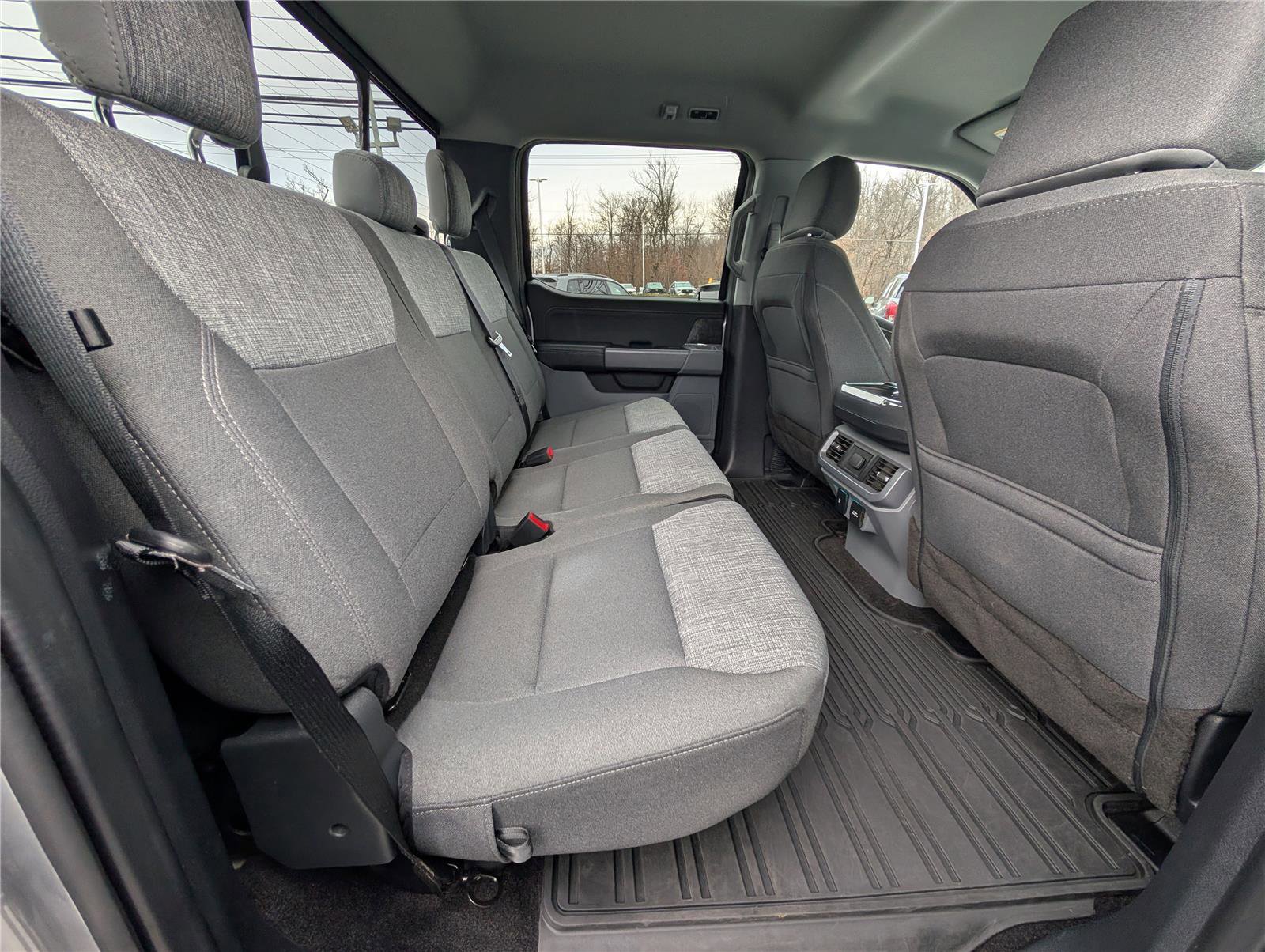 Certified 2022 Ford F150 XLT w/ Equipment Group 302A High image 11