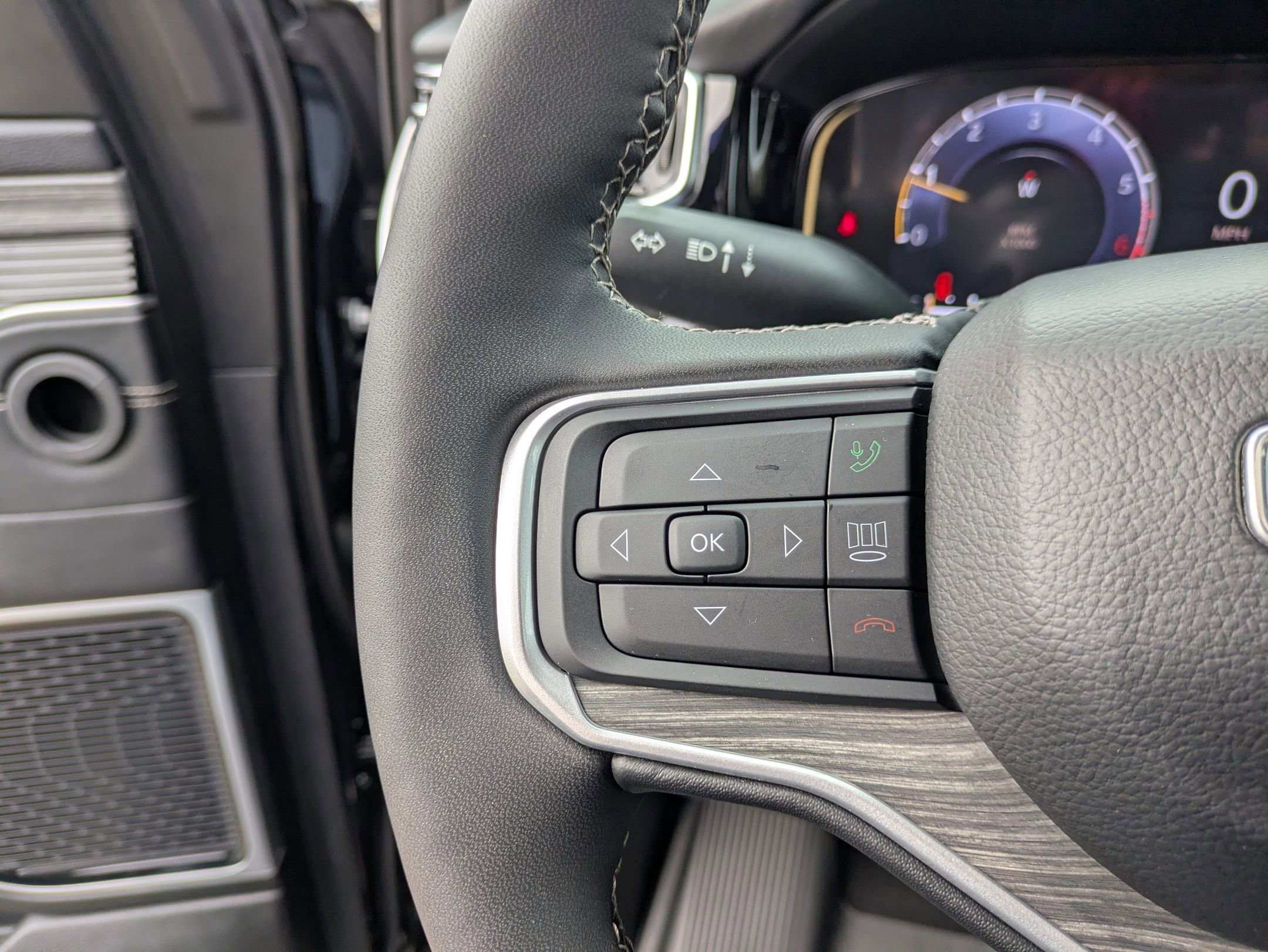 Used 2024 Jeep Wagoneer Series III w/ Premium Group I image 18