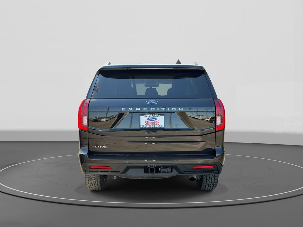 Certified 2025 Ford Expedition Active RWD image 6
