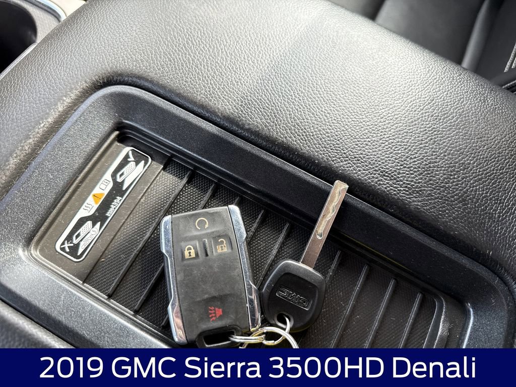 Used 2019 GMC Sierra 3500 Denali w/ Duramax Plus Package image 28